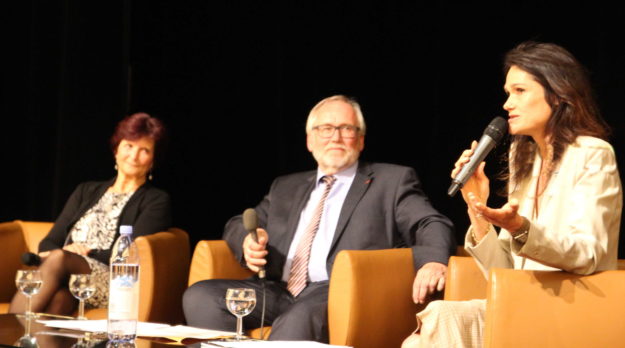 Podiumsdiskussion mit Prof. Dr. Mechthild Gilzmer, Prof. Dr. Günter Morsch und Dr. Frédérique Neau-Dufour (v.l.n.r.) © Ständige Konferenz Podiumsdiskussion zur Erinnerungskultur in Frankreich
